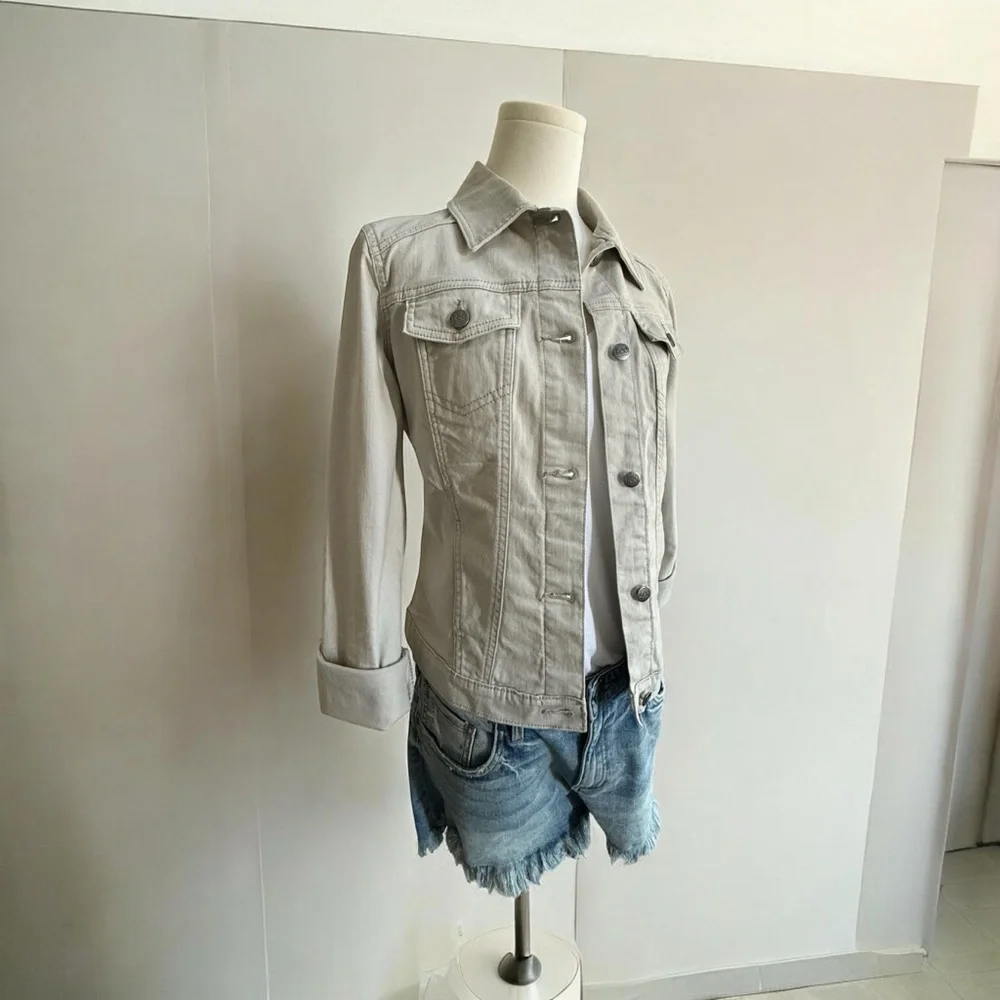 Lee Riders Women’s Cream Denim Stretch Jacket! Small! - Picture 12 of 16
